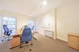6 Agincourt St, Monmouth for sale Interior Photo- Image 2 of 9