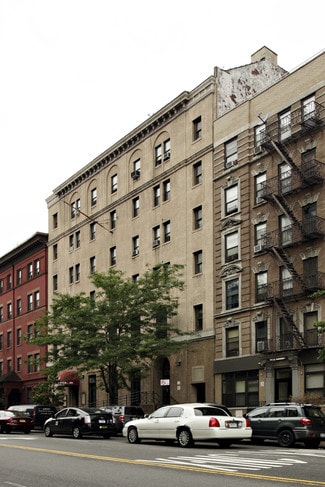 Plus de détails pour 181 W 135th St, New York, NY - Bureau/Commerce de détail à louer