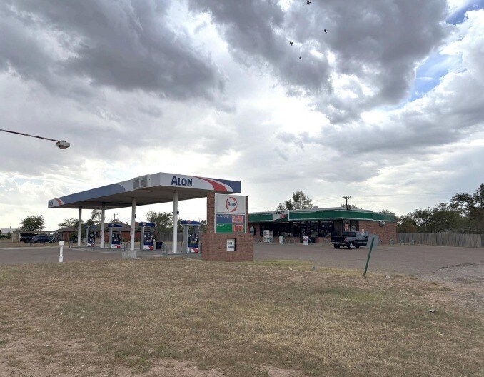 7302 4th St, Lubbock, TX à vendre Photo du bâtiment- Image 1 de 9