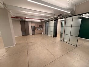 370 Lexington Ave, New York, NY for lease Interior Photo- Image 2 of 10