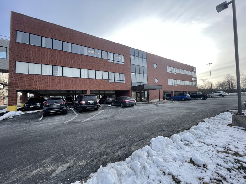 970 Baxter Blvd, Portland, ME for lease - Building Photo - Image 1 of 5