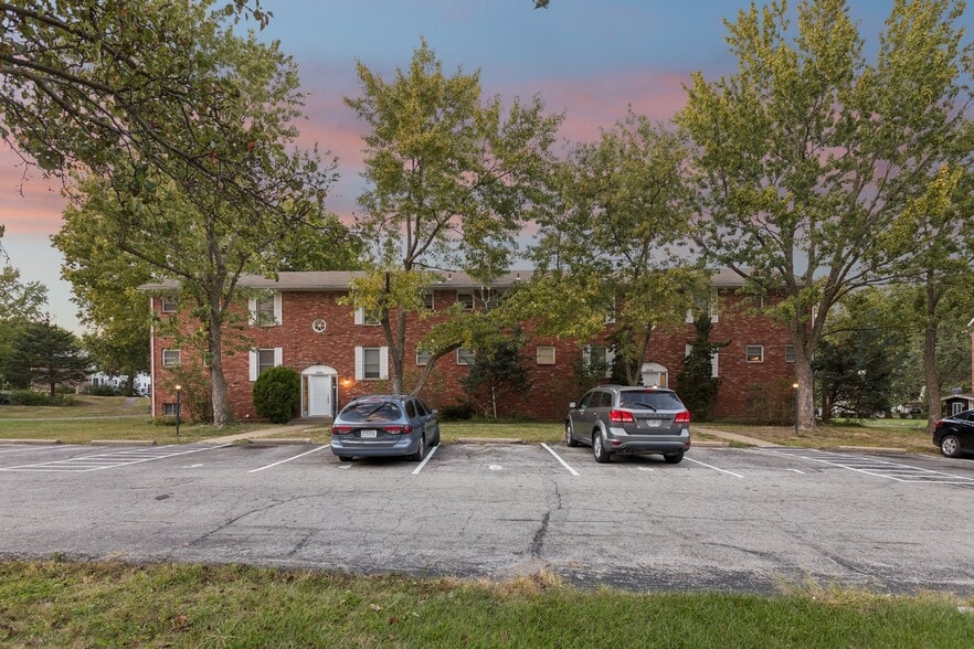 8000-8034 E 88th Ter, Kansas City, MO for sale - Building Photo - Image 2 of 47