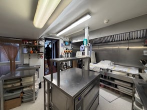 150 Fleet Rd, London for lease Interior Photo- Image 1 of 2