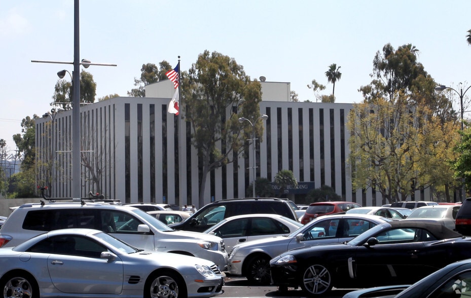 575 E Hardy St, Inglewood, CA for lease - Building Photo - Image 2 of 6