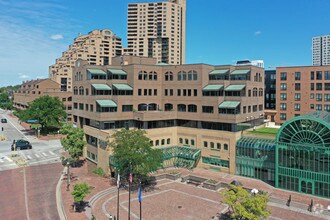 1 Main St SE, Minneapolis, MN - Aerial  map view