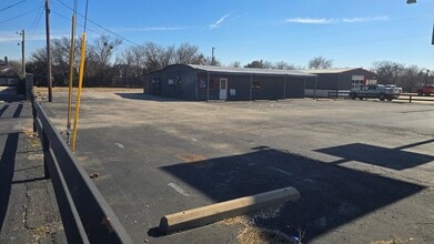 2817 SW Wilshire Blvd, Burleson, TX for lease Building Photo- Image 2 of 16