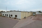 3616 N Cliff Ave, Sioux Falls SD - Entrepôt