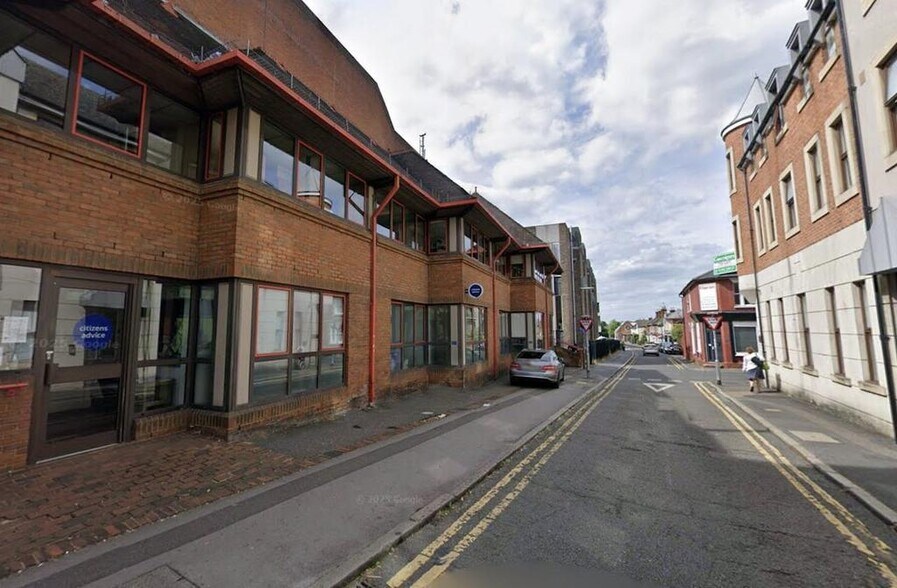 15-21 Haydon Pl, Guildford à louer - Photo du bâtiment - Image 3 de 3