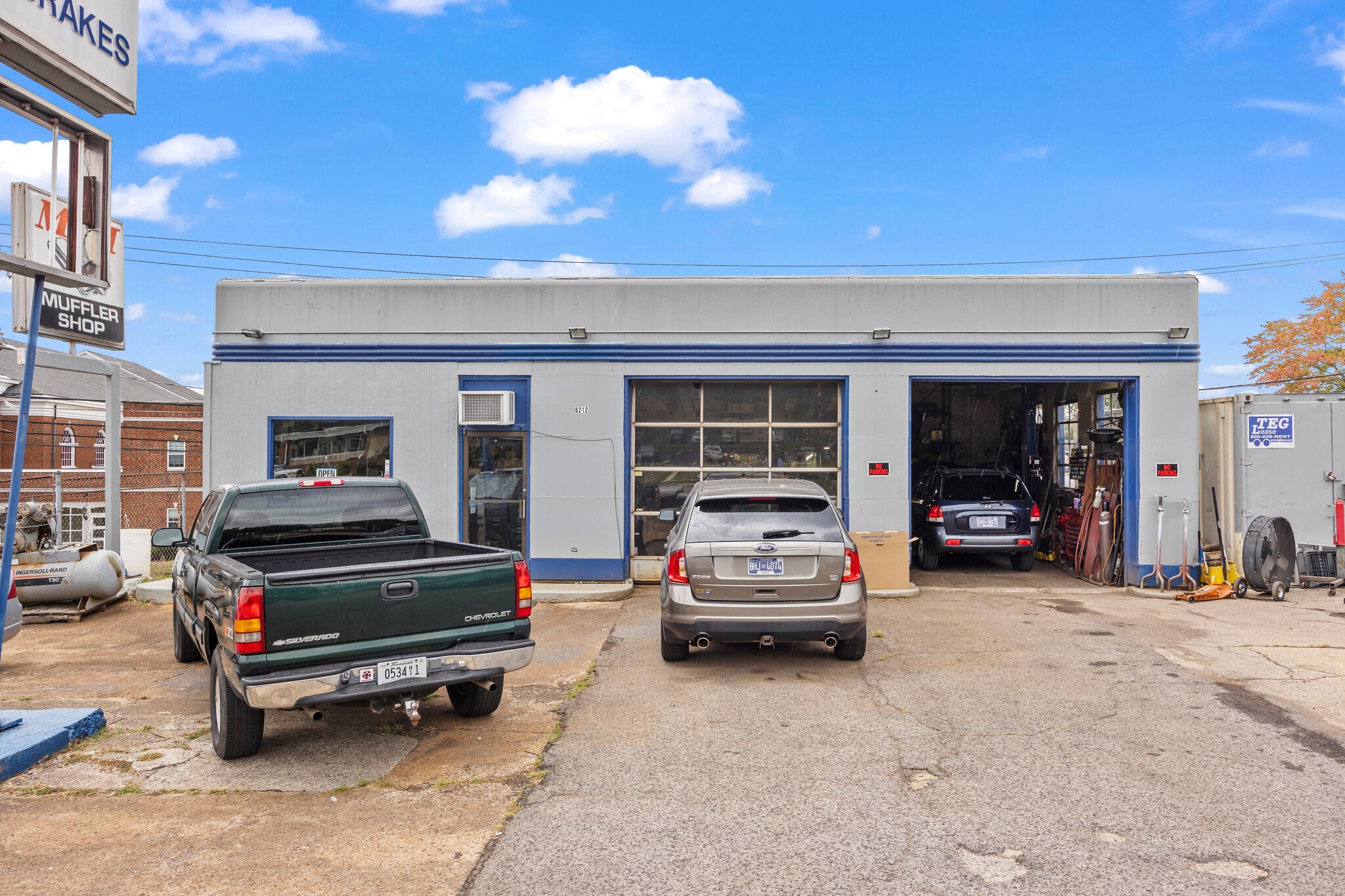6212 Kingston Pike, Knoxville, TN for sale Building Photo- Image 1 of 15