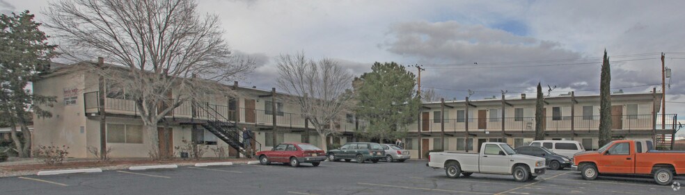 1024 Alvarado Dr SE, Albuquerque, NM à vendre - Photo principale - Image 1 de 5
