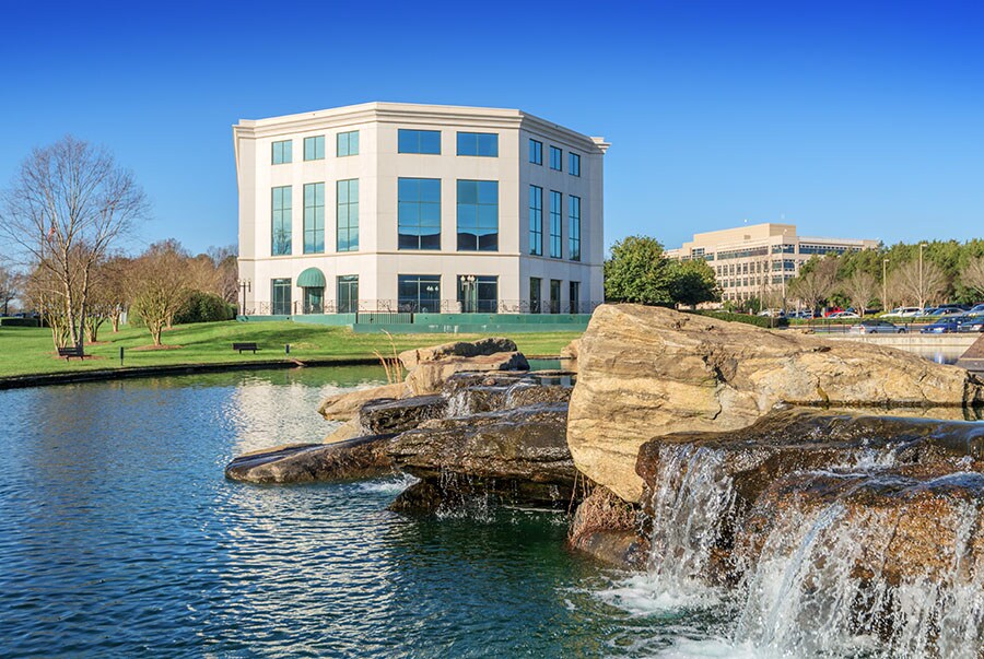 9144 Arrowpoint Blvd, Charlotte, NC à louer Photo du bâtiment- Image 1 de 31