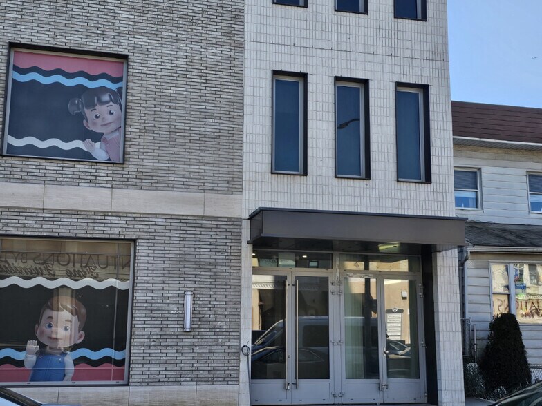 1514-1530 60th St, Brooklyn, NY for lease - Building Photo - Image 3 of 8