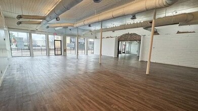 115 S Goliad St, Rockwall, TX for lease - Commercial Listing Video 