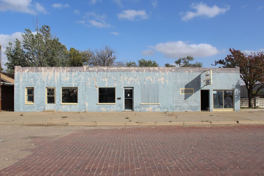 210 N Maxwell Ave, Tulia, TX for sale - Primary Photo - Image 1 of 1