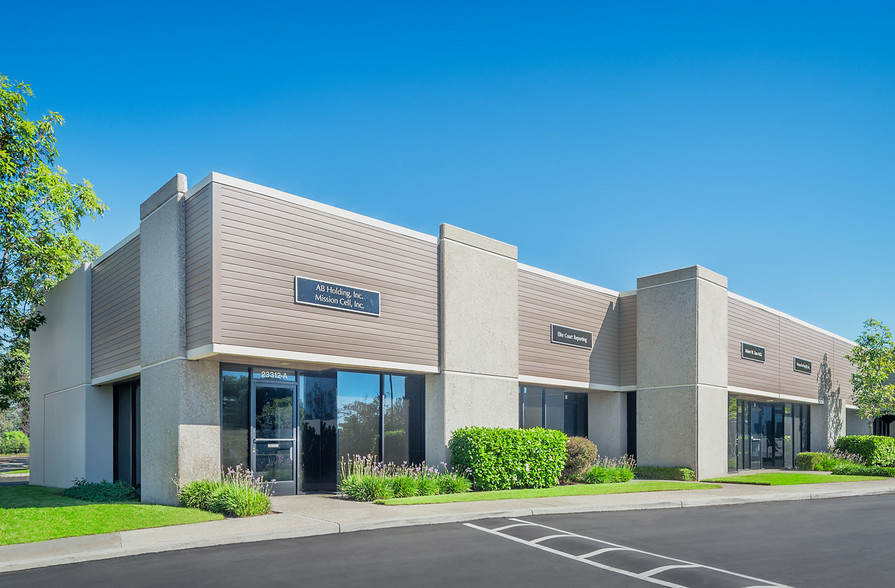 23382 Madero, Mission Viejo, CA for lease - Building Photo - Image 1 of 6