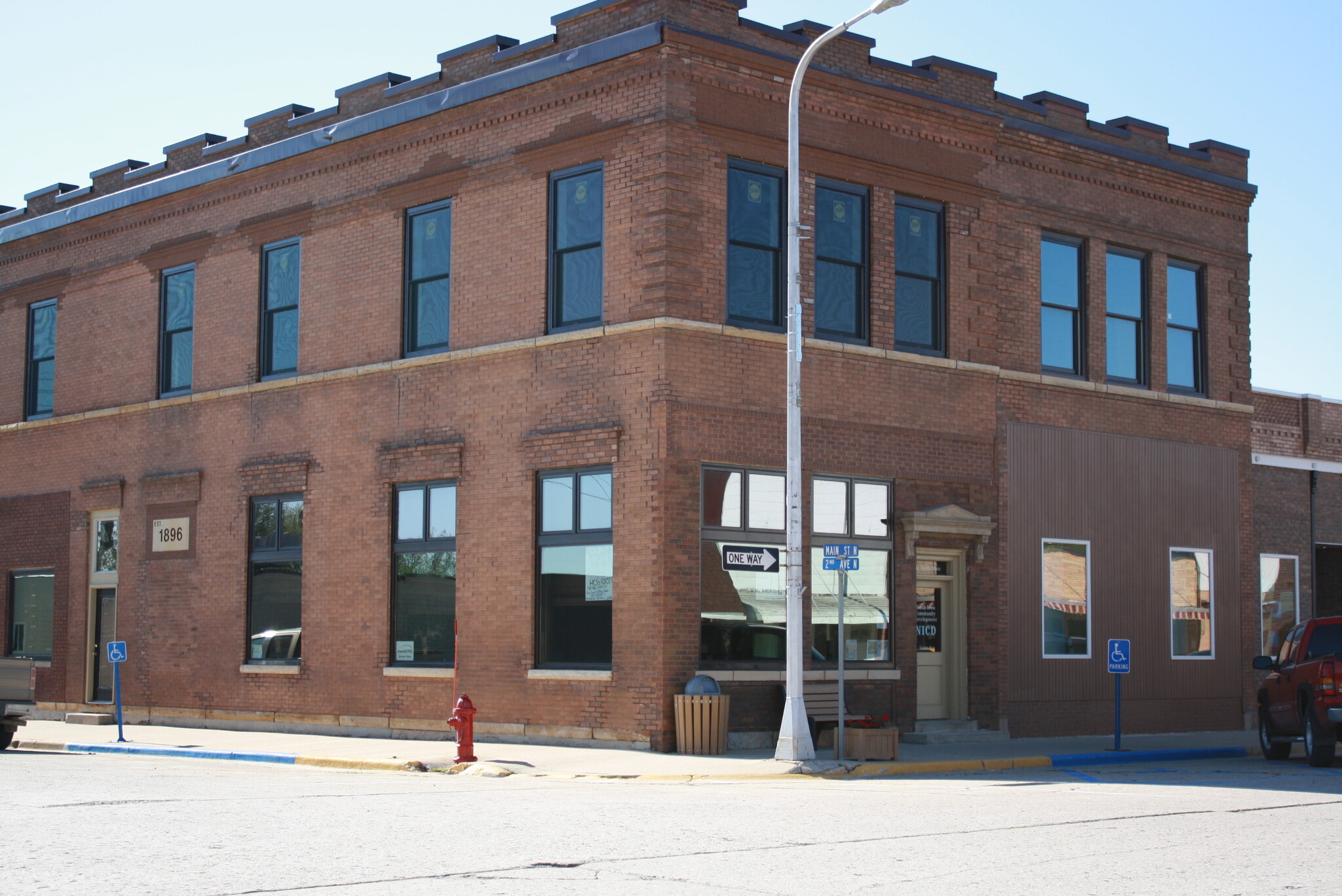 201 N Main St, Buffalo Center, IA for lease Building Photo- Image 1 of 27