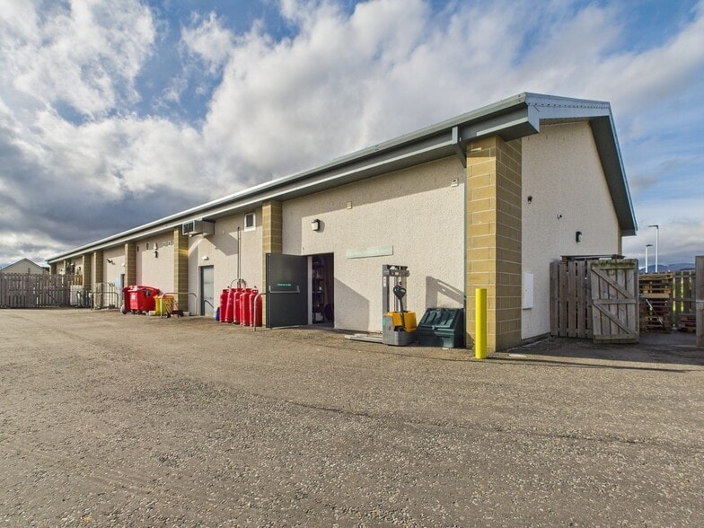 1-3 Braes Of Conon, Conon Bridge for lease - Building Photo - Image 2 of 3
