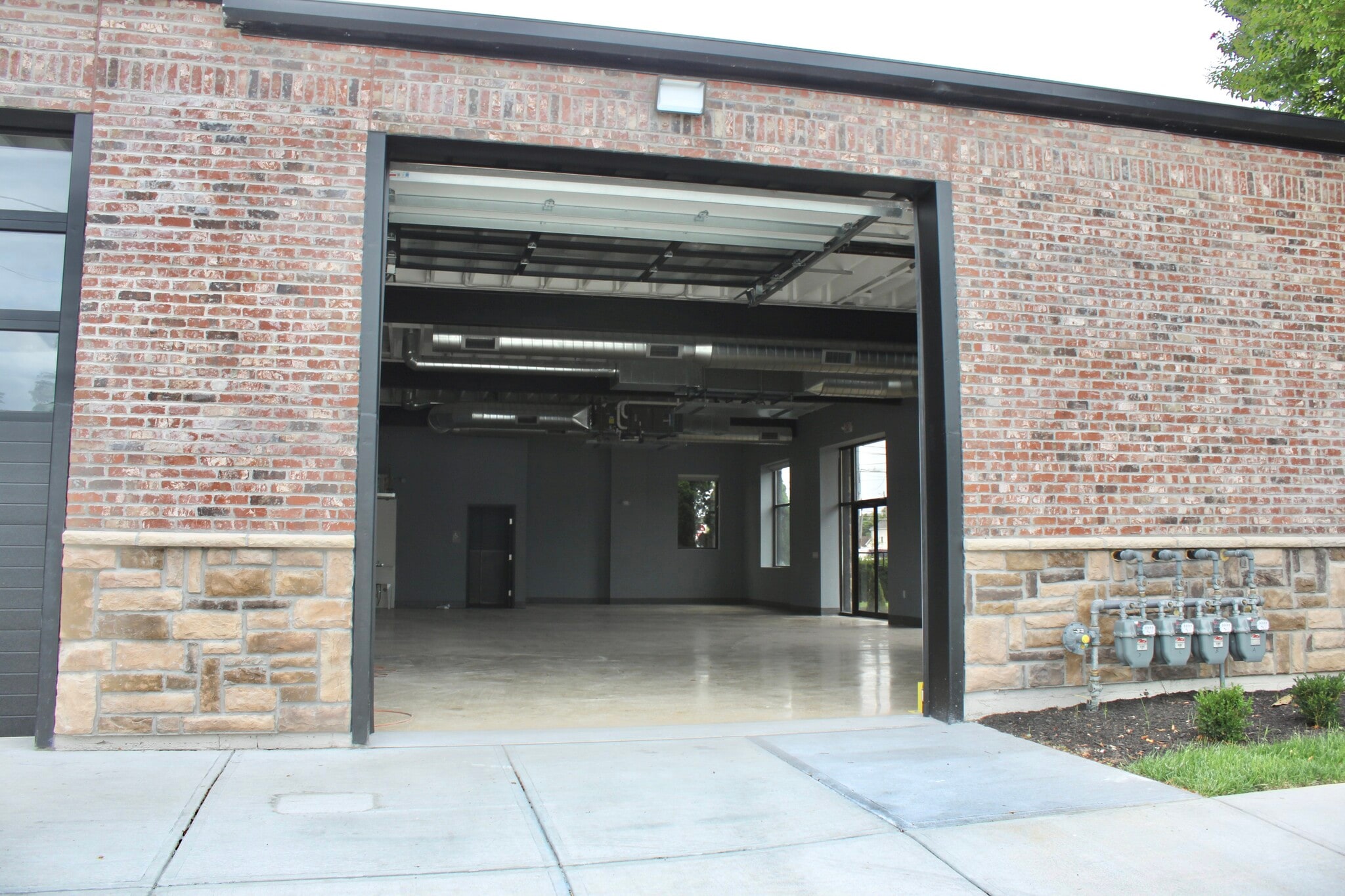 6 Stockton Lake Blvd, Manasquan, NJ for lease Interior Photo- Image 1 of 7