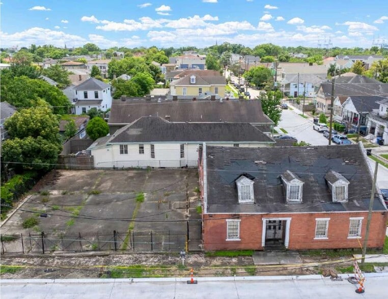 4240 Magnolia St, New Orleans, LA à vendre - Photo du bâtiment - Image 2 de 5