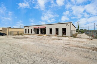 Plus de détails pour 10854 Vandale St, San Antonio, TX - Flex à vendre