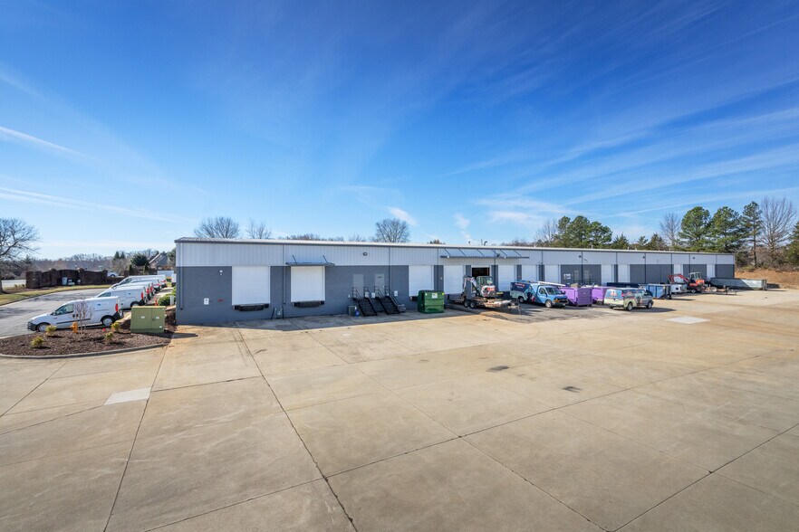 1187 Shields Rd, Kernersville, NC for lease - Building Photo - Image 2 of 5