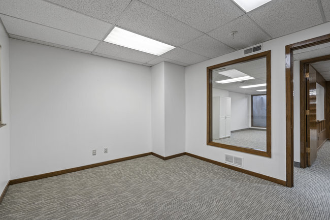 363 N University Ave, Provo, UT for lease - Building Photo - Image 2 of 6