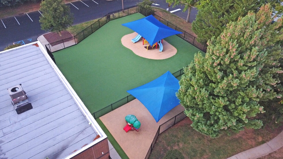 4 Hartford Dr, Tinton Falls, NJ for sale - Aerial - Image 3 of 7