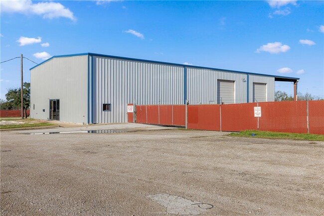 More details for 108 San Jacinto Ln, Bryan, TX - Industrial for Lease