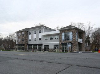 Plus de détails pour 298 Troy Schenectady Rd, Latham, NY - Commerce de détail à louer