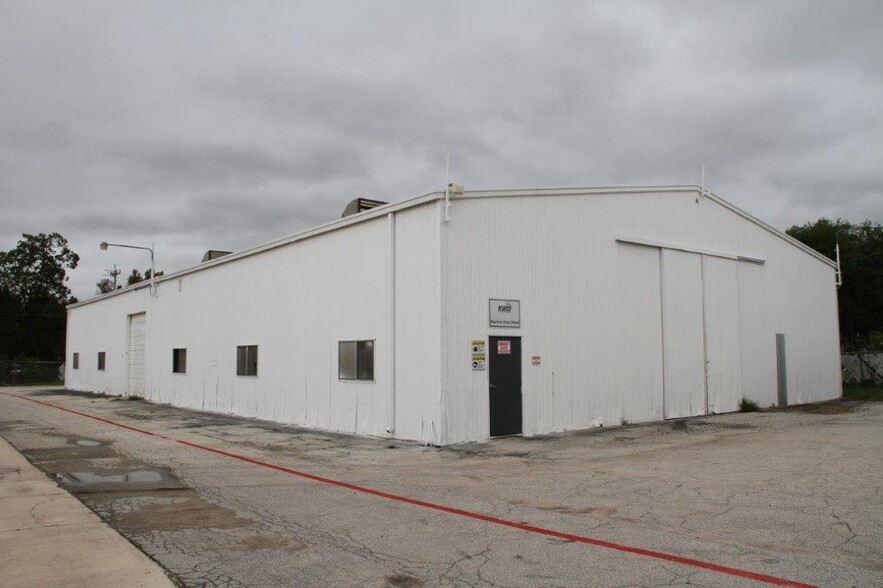 2230 W Gerald, San Antonio, TX for lease - Building Photo - Image 1 of 11