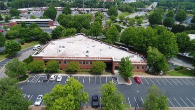 725 Highland Oaks Dr, Winston-Salem, NC - Aerial  map view - Image1