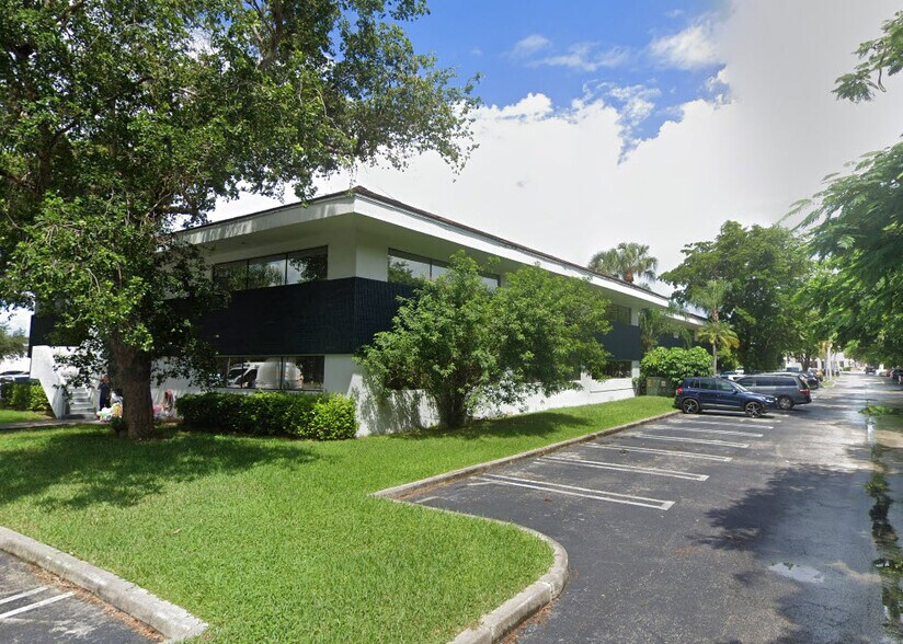 9010 SW 137th Ave, Miami, FL à louer - Photo du bâtiment - Image 2 de 15