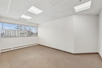570 Asbury St, Saint Paul, MN à louer Photo intérieure- Image 1 de 1