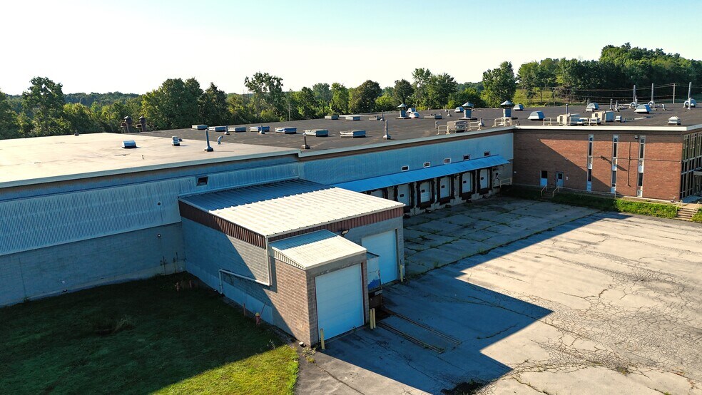 8673 Lyons Marengo Rd, Lyons, NY for lease - Building Photo - Image 3 of 17