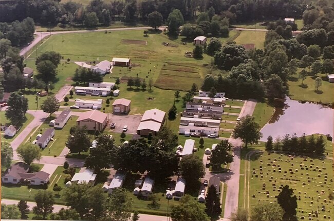 More details for 321 N All Seasons Rd, Geff, IL - Multifamily for Sale