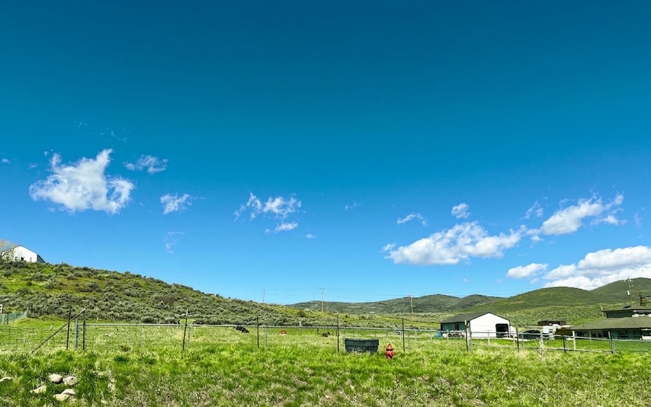 231 S Democrat Aly, Kamas, UT à vendre - Photo du bâtiment - Image 3 de 6