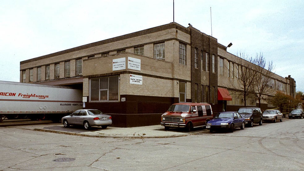 3641 S Washtenaw Ave, Chicago, IL for lease - Primary Photo - Image 1 of 2