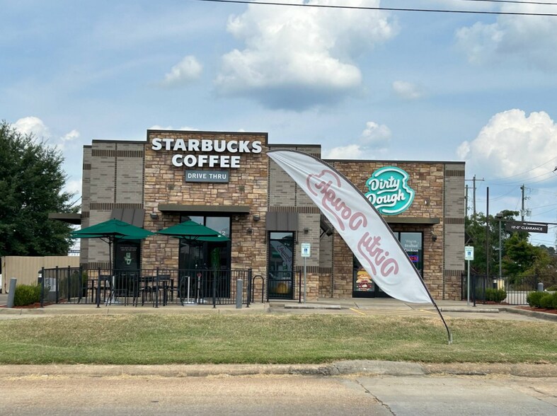 3910-3912 N State Line Ave, Texarkana, AR for sale - Building Photo - Image 2 of 5