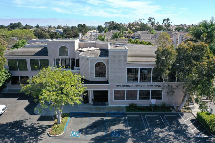 20042 Beach Blvd, Huntington Beach, CA for sale - Building Photo - Image 2 of 34