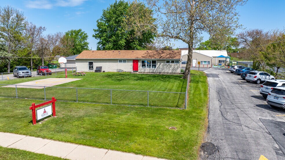 507 E Illinois Hwy, New Lenox, IL à vendre - Photo du bâtiment - Image 2 de 8