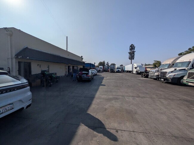Plus de détails pour 1461 S East End Ave, Pomona, CA - Terrain à louer