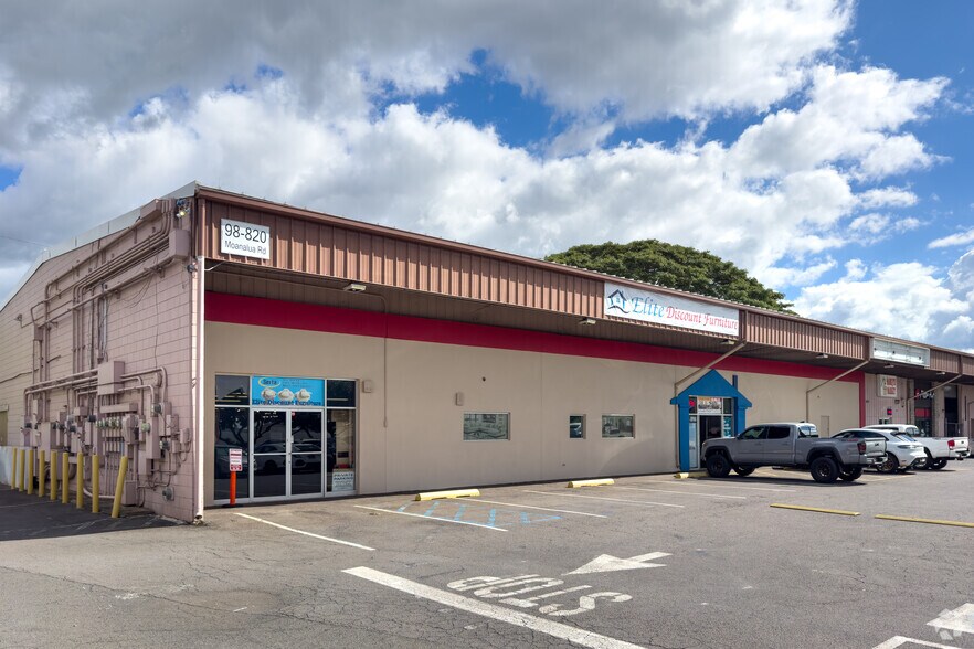 98-820 Moanalua Rd, Aiea, HI à vendre - Photo principale - Image 1 de 1