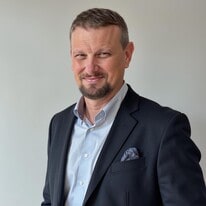 Kenneth Thacker