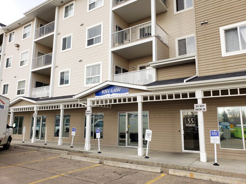4310 33 St, Stony Plain, AB à vendre - Photo principale - Image 1 de 1