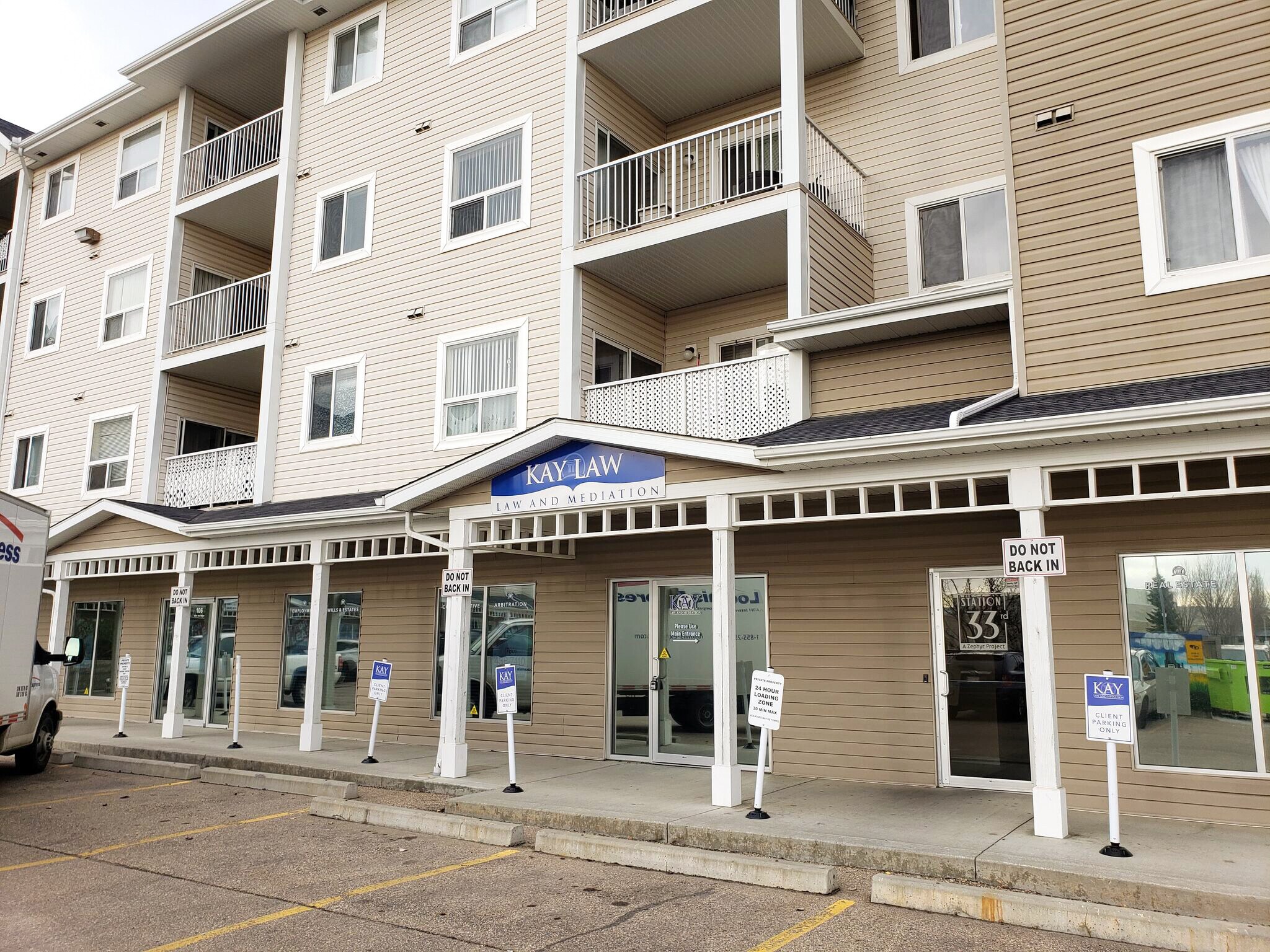 4310 33 St, Stony Plain, AB à vendre Photo du bâtiment- Image 1 de 1