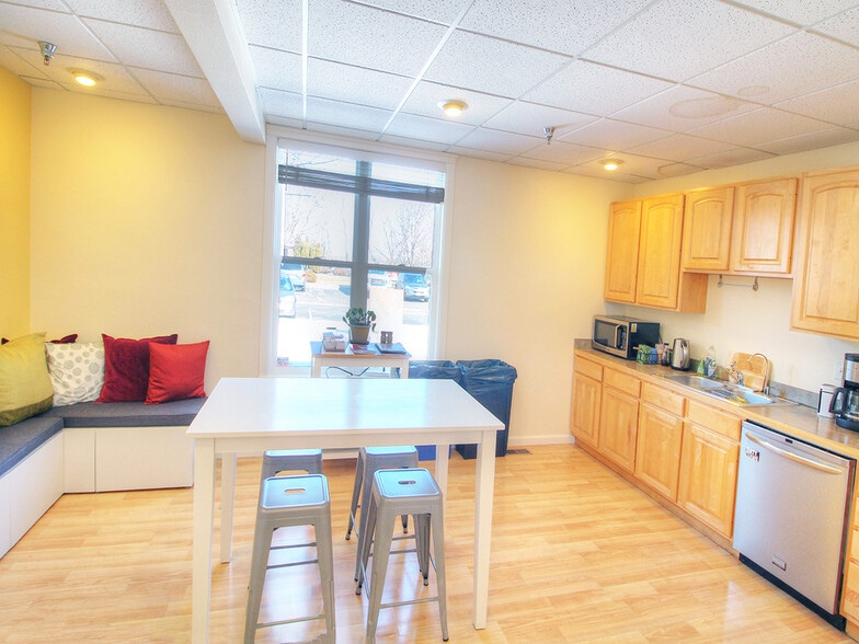 7102 La Vista Pl, Niwot, CO à louer - Photo intérieure - Image 2 de 18