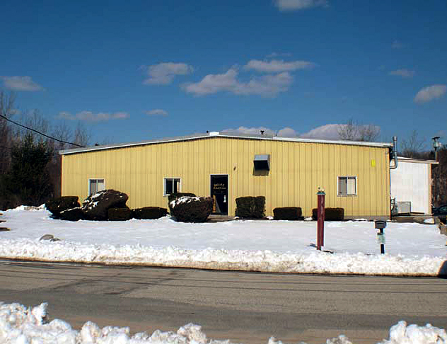 14 Industrial Dr, Smithfield, RI à vendre - Photo principale - Image 1 de 1