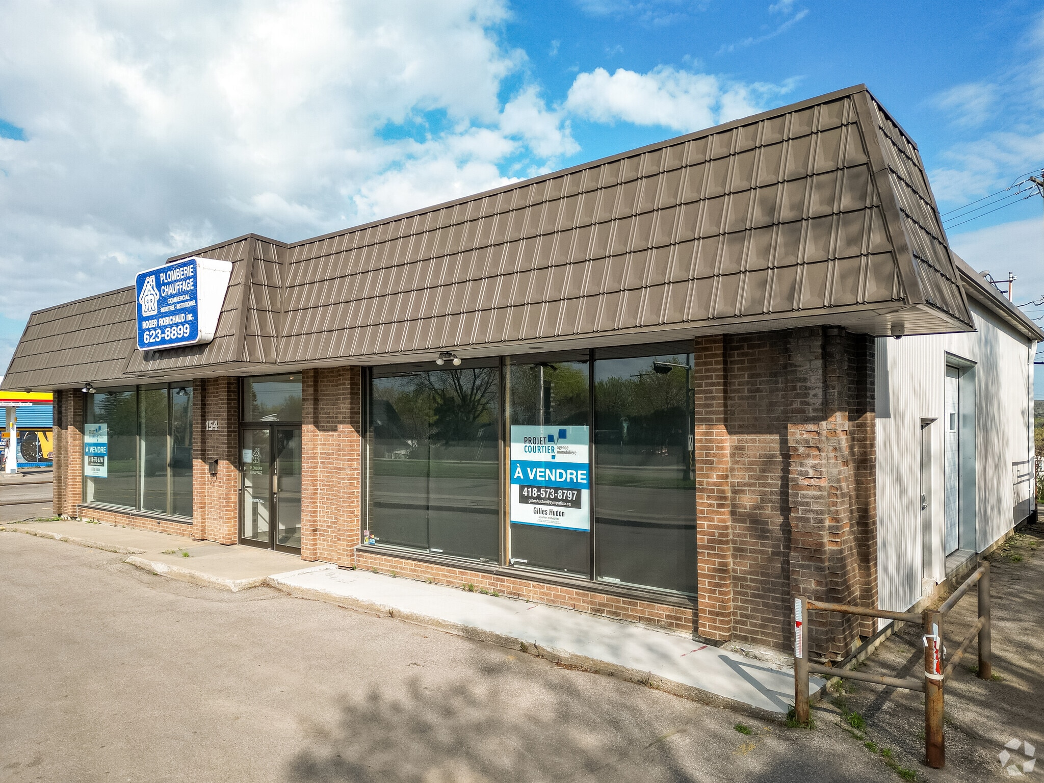 1545 Boul Jean-Talon O, Québec, QC for sale Primary Photo- Image 1 of 1