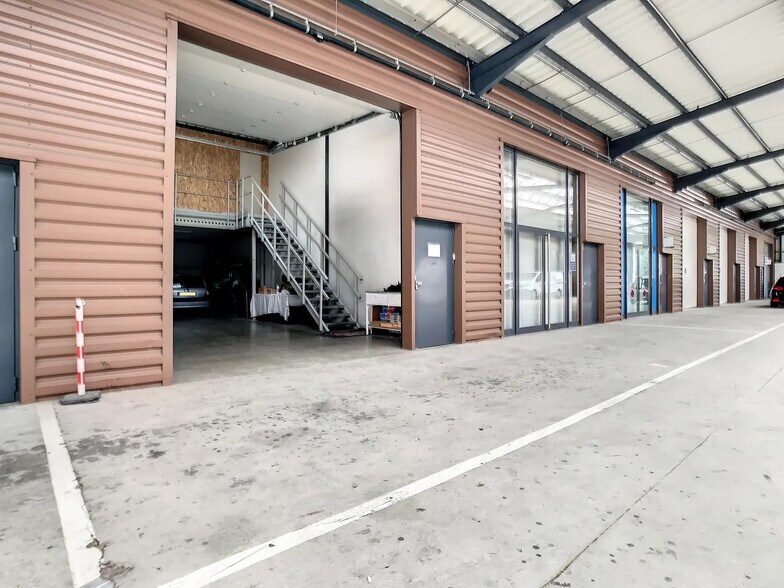 3 Route Du Dôme, Chaponost à vendre - Photo du bâtiment - Image 2 de 11