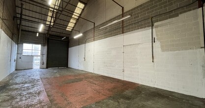 Whieldon Rd, Stoke On Trent à louer Photo intérieure- Image 2 de 4